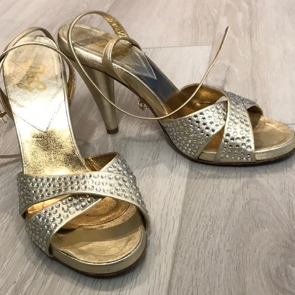 D&G gold studded sandals sz 39 - Picture 4 of 8